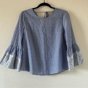 KONTROL CONTEMPORARY Blue White Stripe Flare Sleeve Top Women Sz Medium NWT